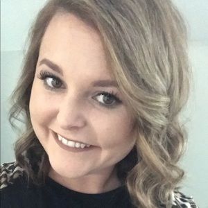 Meet your Posher, Karla